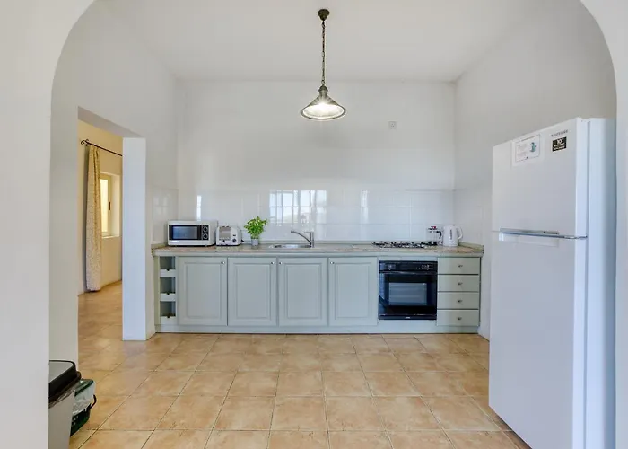 Ta Frenc Apartments